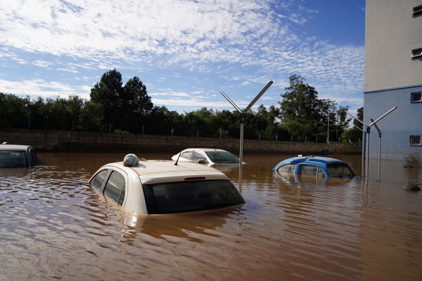 Τραγικός ο απολογισμός από τις πλημμύρες στη Βραζιλία &#8211; Οι νεκροί στο Ρίο Γκράντε ντο Σουλ έφτασαν τους 126