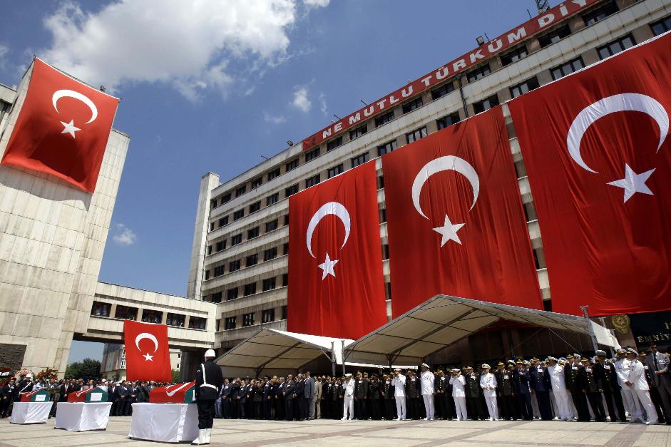 Πολιτικός της Τουρκίας απειλεί την Κύπρο με απόβαση