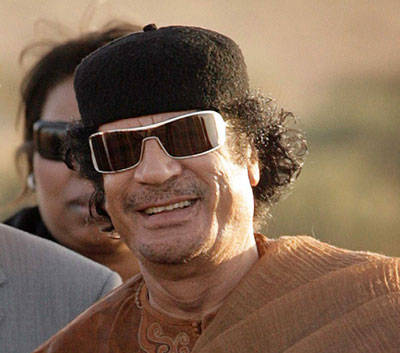 Τα ελληνικά&#8230; φέσια του Καντάφι