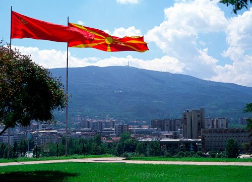 Αναγνώρισαν την ΠΓΔΜ με «αντάλλαγμα» την κόκα
