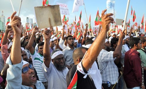 Και οι Μαλδίβες στο «χορό» της εξέγερσης