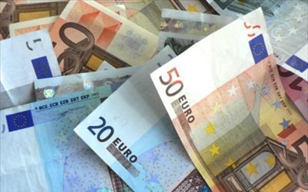 Οι μετανάστες έβγαλαν αφορολόγητα 1,45 δισ. ευρώ
