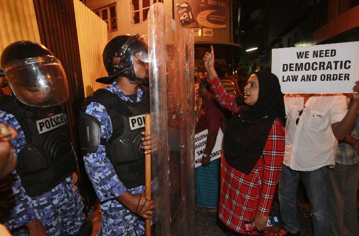 Ταραχές στον «παράδεισο» των Μαλδίβων