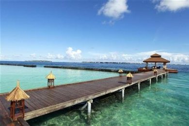 Περιβαλλοντικό φόρο στους τουρίστες σκέφτονται στις Μαλδίβες