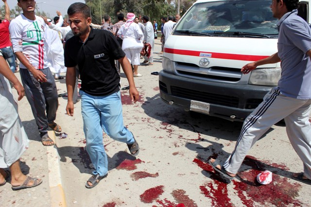 Τουλάχιστον 12 νεκροί από εκρήξεις στη Βαγδάτη