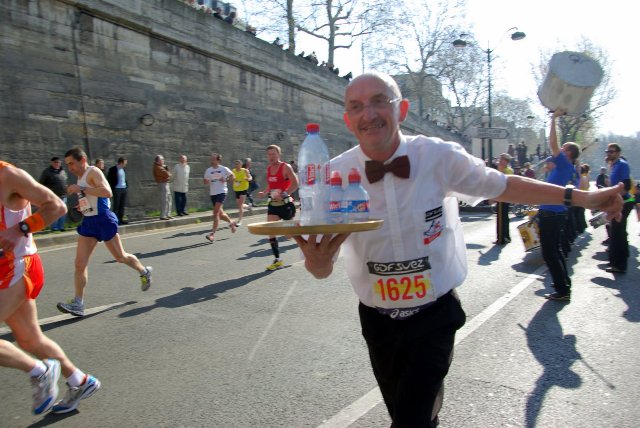 Paris_Marathon7.JPG