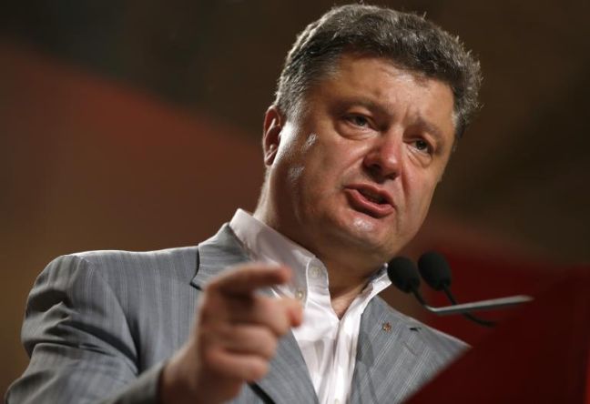 Ο Ποροσένκο απέπεμψε τον υπουργό Άμυνας της Ουκρανίας