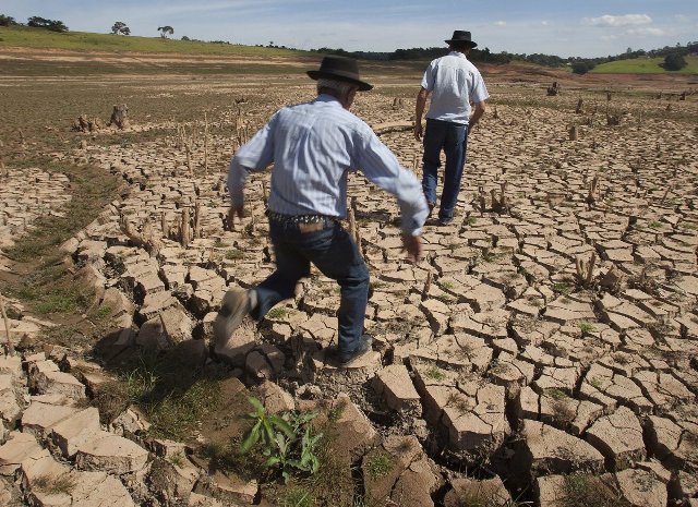 Στεγνώνει την Κολομβία η ξηρασία &#8211; Νερό με το δελτίο για τους κατοίκους της Μπογκοτά