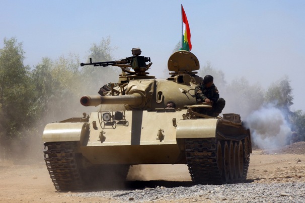 Δύο πόλεις ανακατέλαβαν οι Κούρδοι μετά τις αμερικανικές αεροπορικές επιδρομές