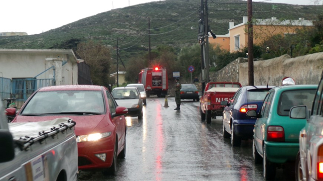 Έπεσε κεραυνός σε μετασχηματιστή της ΔΕΗ