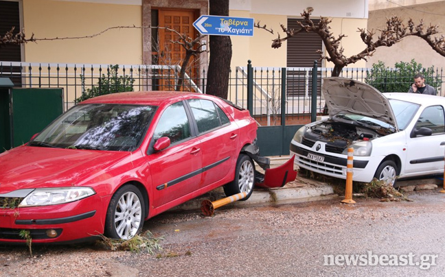 Εικόνες καταστροφής από τις πλημμύρες στη Μάνδρα