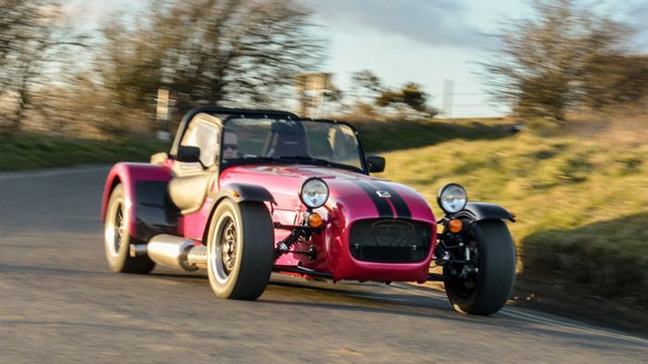 Τρία νέα Caterham Seven (pics)