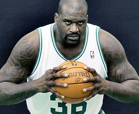 20-Shaq-Holding-Things 20-Shaq-Holding-Things