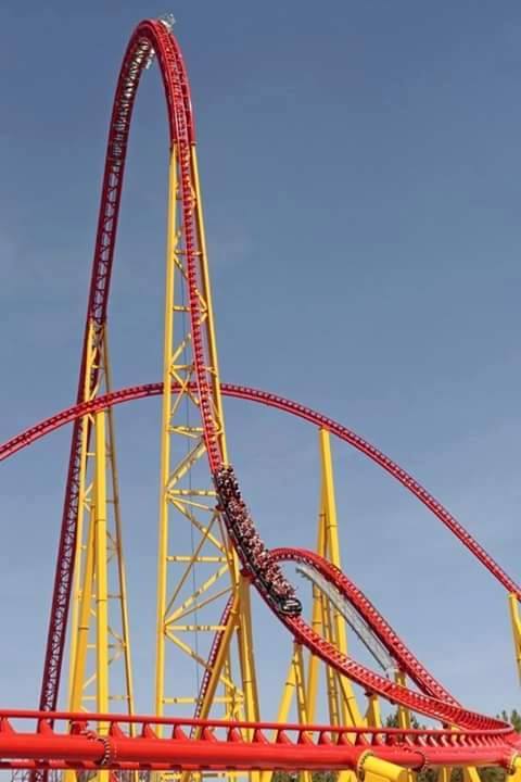 Roller coasters που κόβουν ανάσες