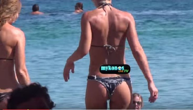 Η Ρωσίδα με το… σκισμένο τζιν (photos)