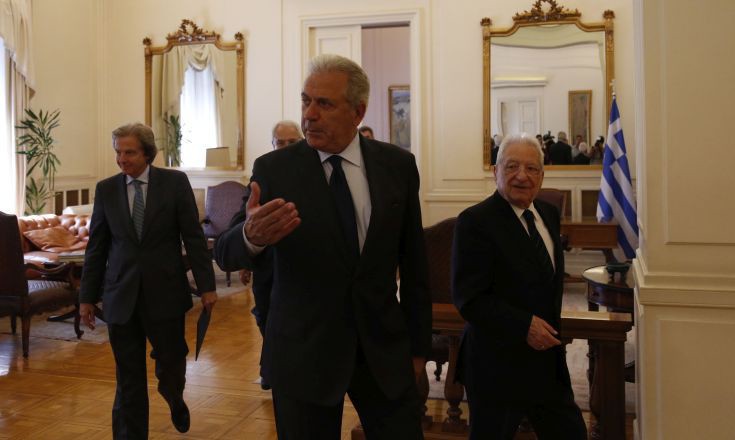 Αβραμόπουλος: Η Ευρώπη πρέπει να υπερασπιστεί τις αξίες της