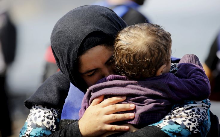 Επτά χιλιάδες πρόσφυγες πέρασαν από την Ειδομένη το τελευταίο 24ωρο