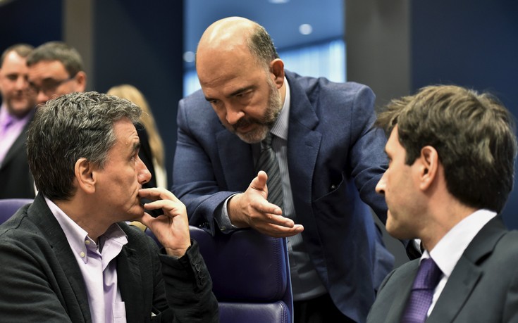 Στην αρένα του Eurogroup με προσδοκίες για το χρέος