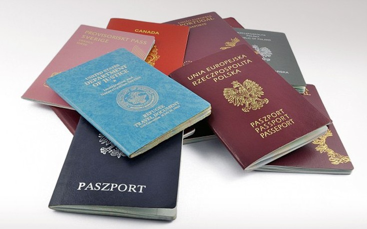 Κύκλωμα διακινούσε πλαστά διαβατήρια στην Αττική