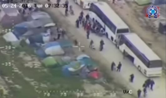 Τα πλάνα από το ελικόπτερο της Αστυνομίας στην Ειδομένη