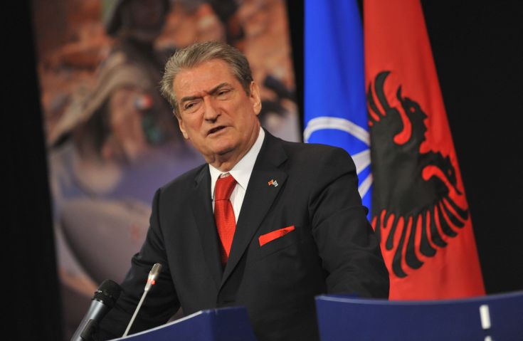 Σε κατ&#8217;οίκον κράτηση τέθηκε ο ο πρώην πρόεδρος και πρωθυπουργός της Αλβανίας, Σαλί Μπερίσα