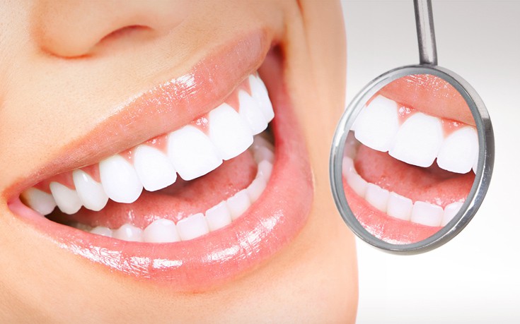 Πώς να προστατεύσουμε τα δόντια μας την περίοδο της πανδημίας
