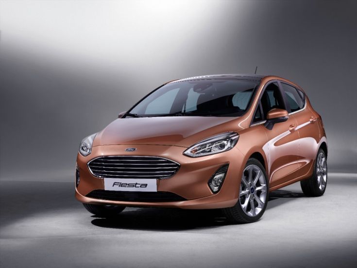 FORD_FIESTA2016_TITANIUM_34_FRONT_01