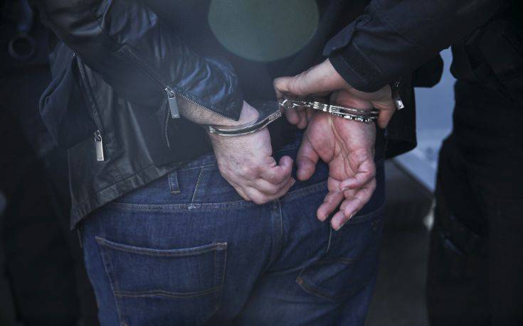 Ο γιος του «Στέλιου» της 17Ν ανάμεσα στους συλληφθέντες στην Πάτρα – Τα ευρήματα που προκάλεσαν εντύπωση