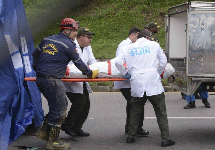 Μικρό φορτηγό εξερράγη σε αυτοκινητόδρομο στην Κολομβία, επτά άνθρωποι σκοτώθηκαν
