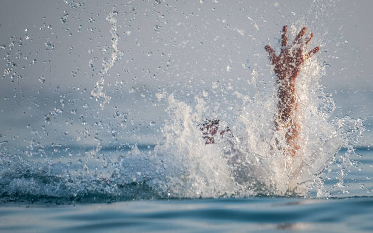 Νεκρός ανασύρθηκε 77χρονος που κολυμπούσε σε παραλία της Χαλκιδικής