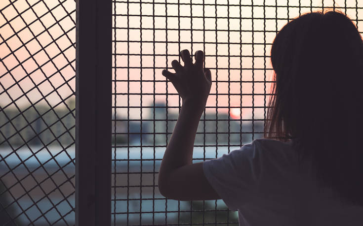 Εμπορία ανθρώπων: Επεκτείνεται η νομοθεσία από το Eυρωπαϊκό Κοινοβούλιο για την προστασία των θυμάτων