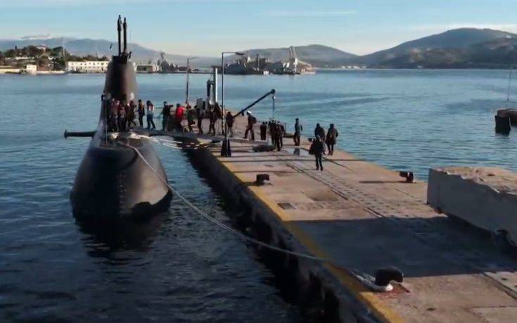 Το Πολεμικό Ναυτικό καλεί 30 μαθητές σε πλου με υποβρύχιο και πυραυλάκατο
