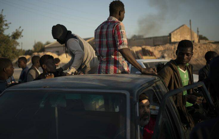 Λιβύη: Πολλές ρουκέτες έπληξαν την Τρίπολη και το αεροδρόμιο της &#8211; Τουλάχιστον δύο τραυματίες