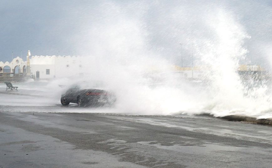 Μήνυμα του 112 και στα Δωδεκάνησα: Προσοχή σε ισχυρές καταιγίδες και θυελλώδεις ανέμους
