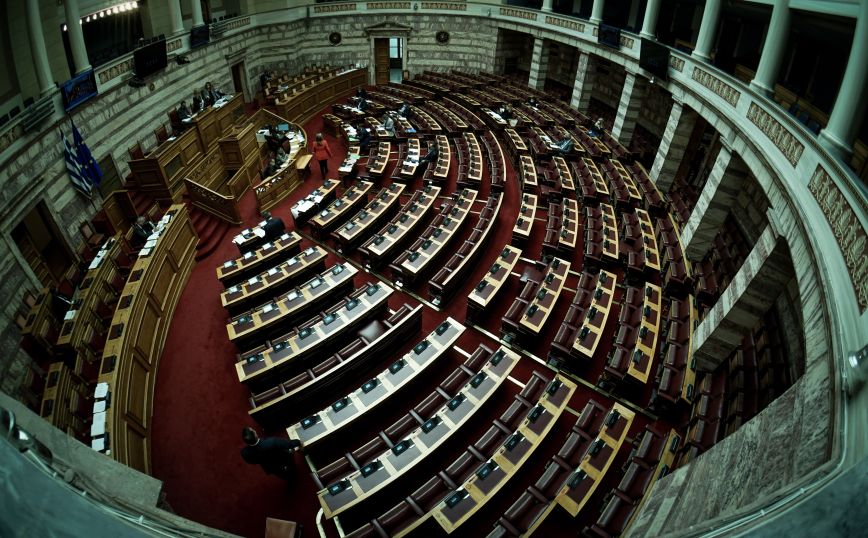 Βουλή: Ψηφίστηκε κατά πλειοψηφία το νομοσχέδιο για την αναδιάρθρωση της Πολιτικής Προστασίας