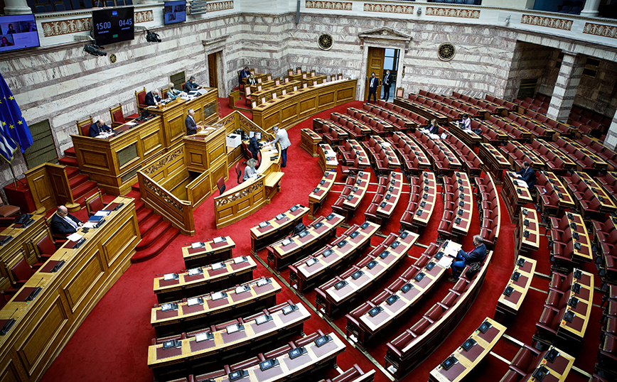 Αποχωρεί ο ΣΥΡΙΖΑ από την ψηφοφορία καταγγέλλοντας την νομοθετική προστασία της Επιτροπής Λοιμωξιολόγων