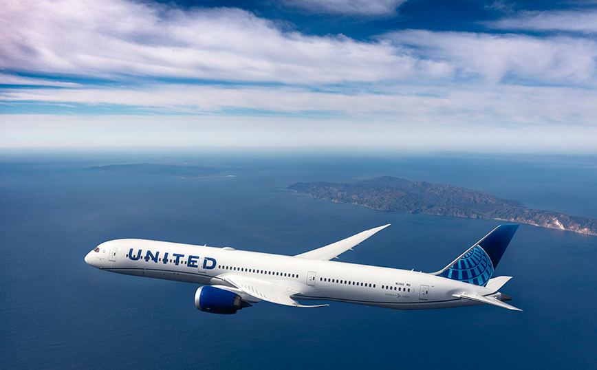 United Airlines: Οικονομικές απώλειες, αλλά με τετραπλασιασμό εσόδων στο β΄ τρίμηνο