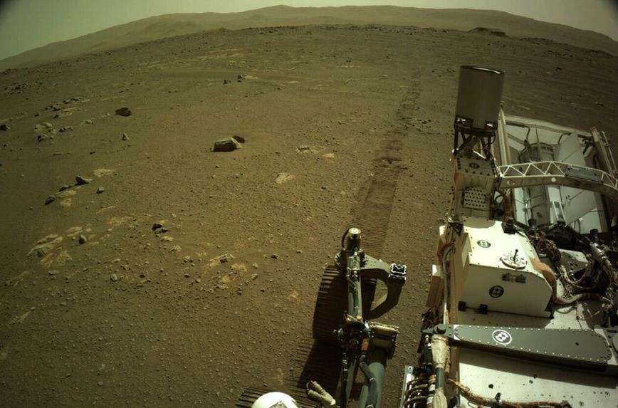 NASA: To ρόβερ Perseverance συνέλεξε την πρώτη πέτρα από τον Άρη