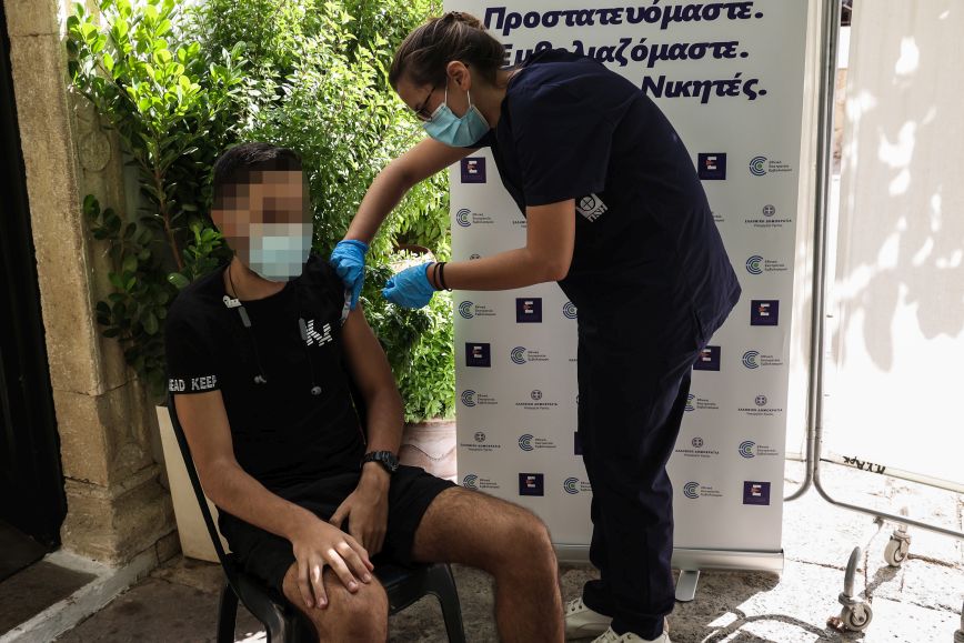 Βασιλακόπουλος: Οι πολίτες να κάνουν το συντομότερο δυνατό τα δύο εμβόλια, της γρίπης και του κορονοϊού