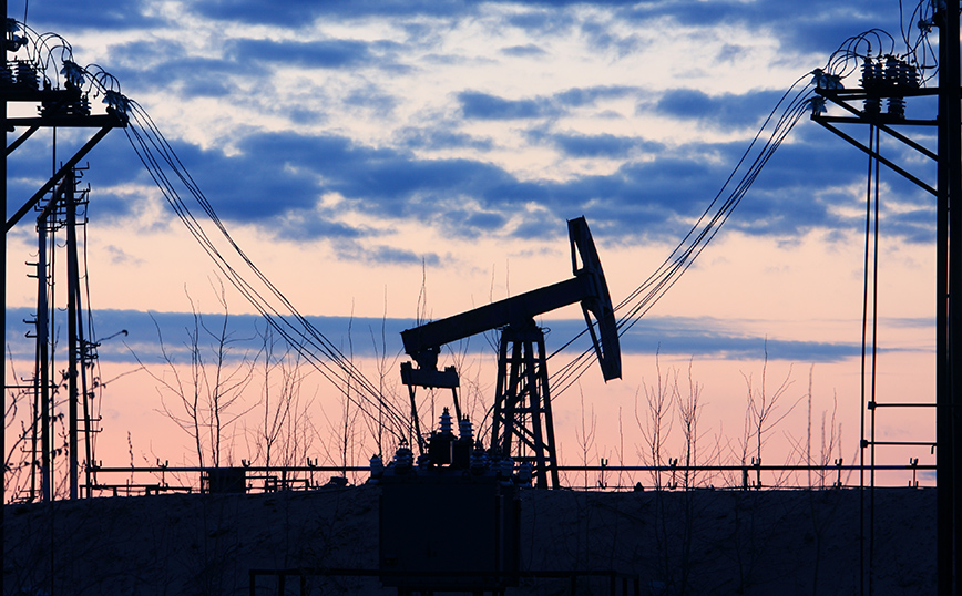 Οι φόβοι για χαμηλή ζήτηση και οι προβλέψεις του ΔΝΤ έριξαν την τιμή του πετρελαίου