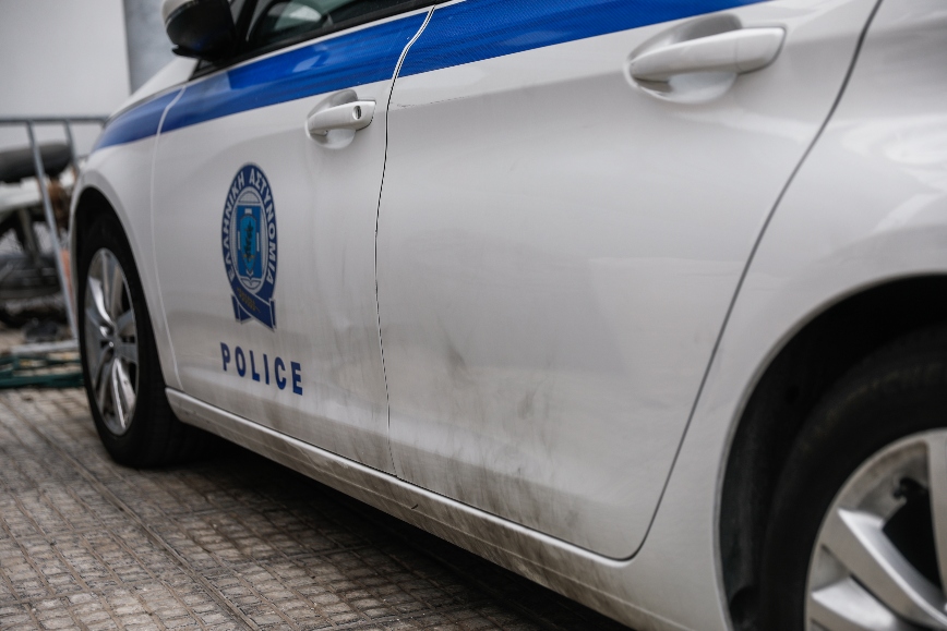 Θεσσαλονίκη: Υψηλόβαθμος αστυνομικός κατηγορείται ότι χαστούκισε γυναίκα για μια θέση πάρκινγκ