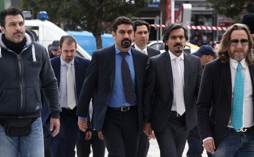 Εκτός Ελλάδας οι οκτώ Τούρκοι στρατιωτικοί που κατηγορήθηκαν ως πραξικοπηματίες το 2016