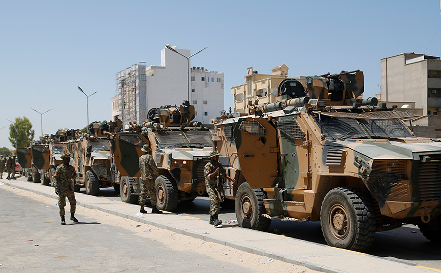 Λιβύη: Οι αντίπαλες κυβερνήσεις αλληλοκατηγορούνται για τις αιματηρές συγκρούσεις