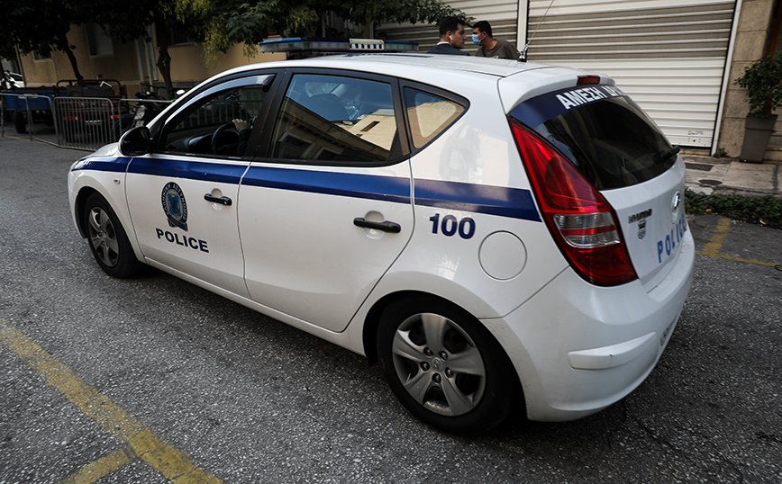 «Σαμουράι» έβγαλε σπαθί και έριξε βέλη με τόξο σε αστυνομικούς στην Κοζάνη
