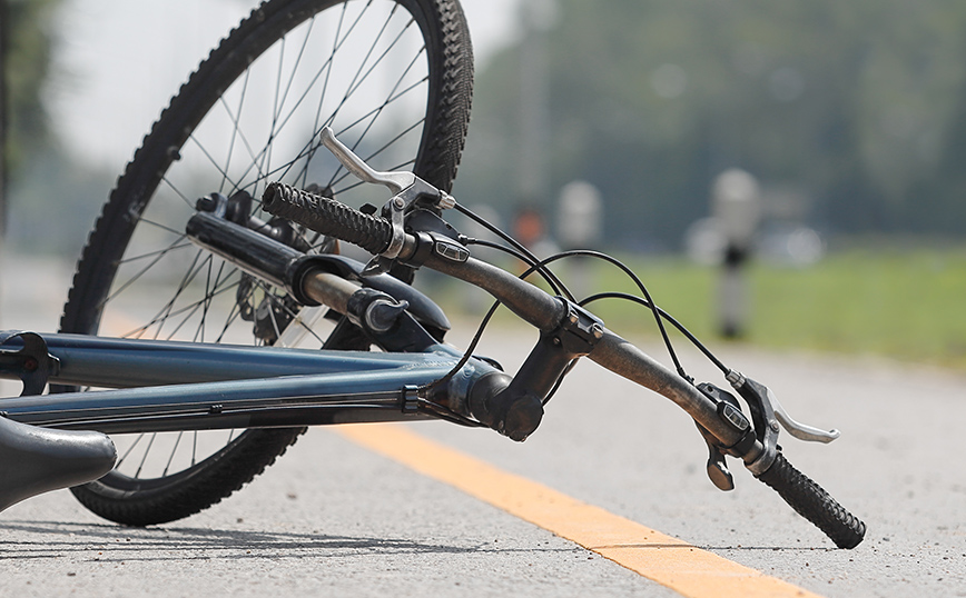 Εκτός κινδύνου ο 17χρονος ποδηλάτης που παρασύρθηκε από αυτοκίνητο στη Θεσσαλονίκη