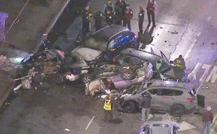 Σικάγο: Κλεμμένο αυτοκίνητο προκάλεσε τροχαίο με δύο νεκρούς και 16 τραυματίες – Ανάμεσά τους ήταν 9 παιδιά