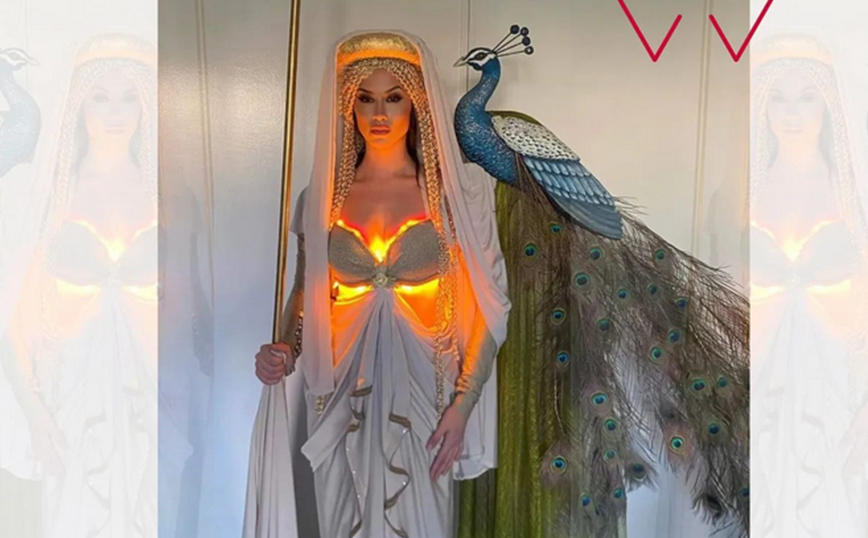 Ντυμένη «Ήρα» η Κορίνα Εμμανουηλίδου διεκδικεί τον τίτλο της «Μις Υφήλιος 2022»