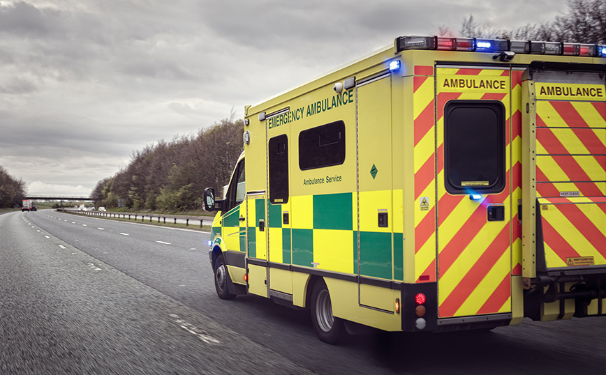 Τρεις νεαροί άνδρες νεκροί σε τροχαίο στο Λονδίνο – Στο νοσοκομείο άλλοι δυο