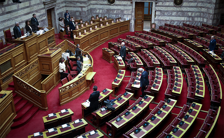 «Θλιβερή εξαίρεση ο ΣΥΡΙΖΑ στην ψηφοφορία για το κόμμα Κασιδιάρη»