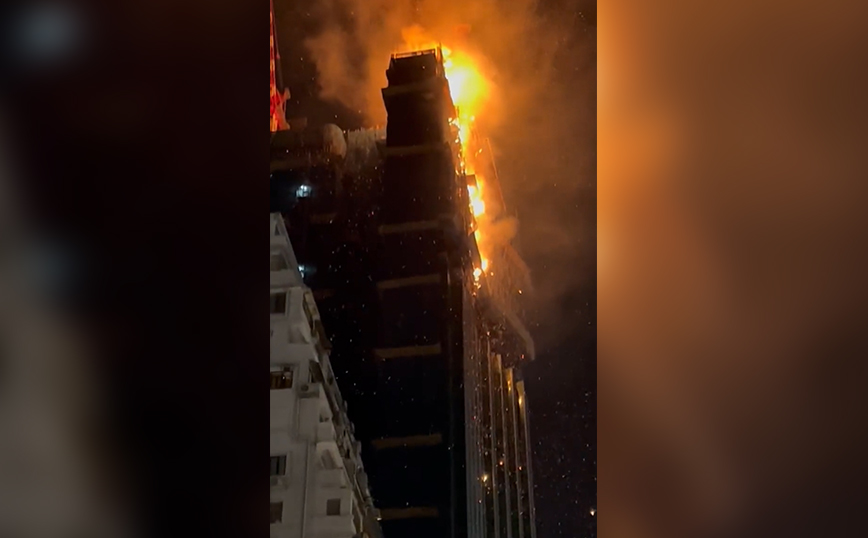Μεγάλη φωτιά σε υπό κατασκευή ουρανοξύστη στο Χονγκ Κονγκ &#8211; Δείτε βίντεο
